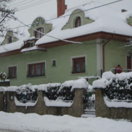 Vadaszkurt Panzio Es Etterem Ödenburg Exterior foto